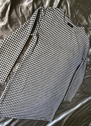 Плаття гусяча лапка