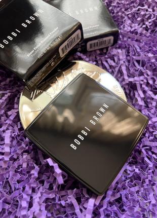 Компактна фінішна пудра bobbi brown sheer finish pressed powder, відтінок pale yellow4 фото