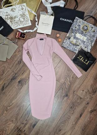 Платье по фигуре с чекером s