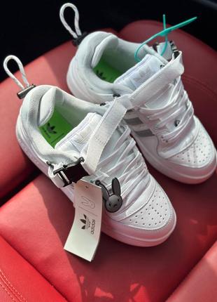 Нереальные популярные кроссовки adidas forum x bad bunny white reflective белые со светоотражателями3 фото