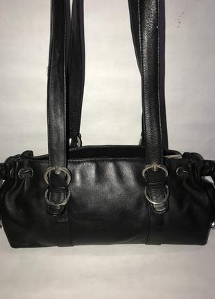 Шкіряна сумка з довгими ручками на плече