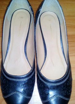 Туфлі класичні р. 41