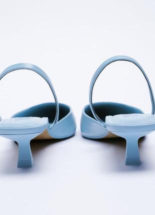 Шкіряні туфлі-мюли zara блакитного кольору4 фото