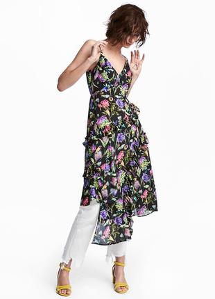 Нереально крутое платье h&m в цветочный принт и с рюшами! шикарнейшее! обменяюсь!