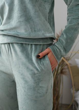 Плюшевый костюм свитшот и штаны. кофта и штаны из плюша