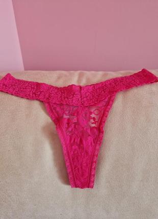 Кружевные красивые трусики
