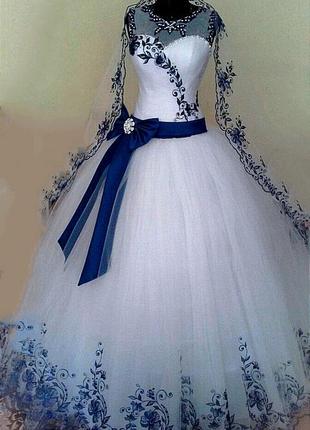 Свадебное платье в наличии1 фото