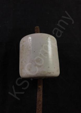 Ізолятор опорний и1,8у2