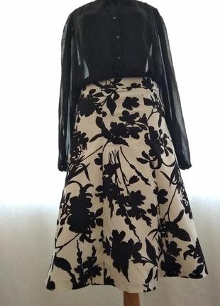 Изумительная белая юбка-миди с чёрными матовыми цветами от h&m2 фото