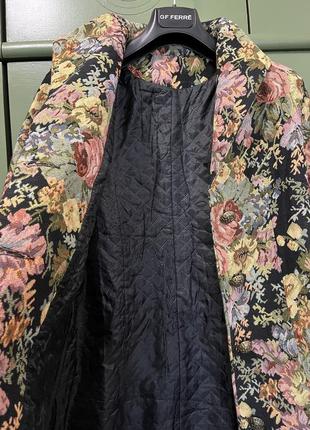 Пальто гобеленовое, демисезонное, укороченное, в стиле dolge & gabbana, винтаж3 фото