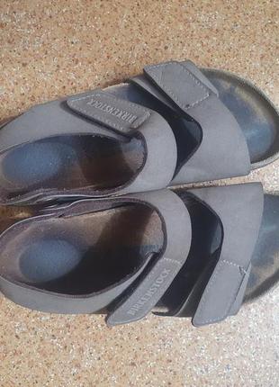 Босоніжки birkenstock