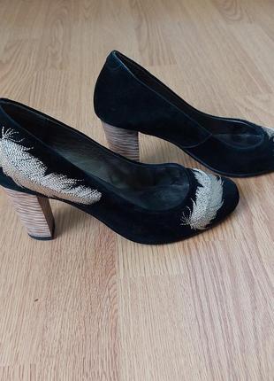 Туфли женские замшевые на каблуке5 фото