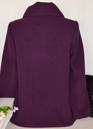 Брендовое фиолетовое демисезонное пальто с карманами klass collection2 фото