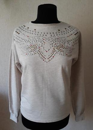 Теплий світшот з заклепками від atmosphere