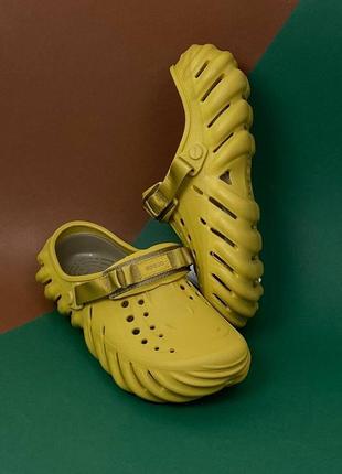 Мужские кроксы сабо crocs echo clog desert grass