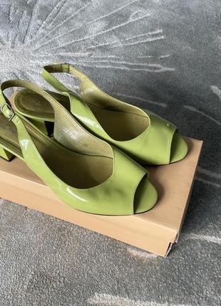 Босоножки женские 🛍