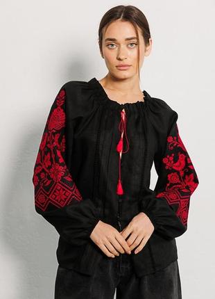 Вышиванка женская черная с красной вышивкой крестиком7 фото