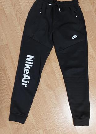 Штани спортивні, один раз були одягнені