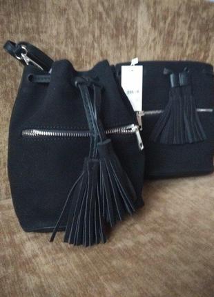 Мега стильная молодежная черная женская сумка bik bok, эко-замша/эко-кожа, норвегия8 фото