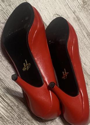 Туфли красного алого цвета, натуральная кожа  размер 38 /38,58 фото