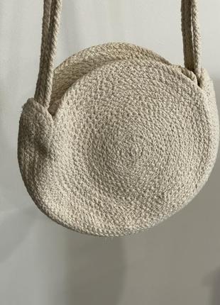 Mango хлопковая маленькая летняя круглая сумочка плетеная3 фото