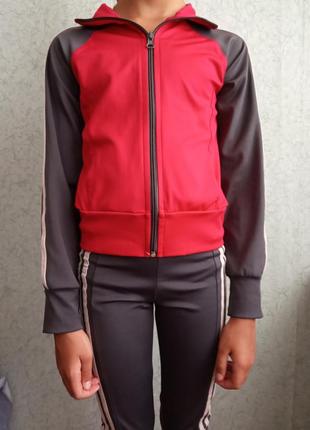 Спортивний костюм на дівчинку зріст 134