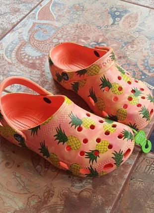 Сабо клоги крокс crocs classic retro resort clog2 фото