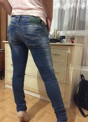 Модные джинсы от diesel2 фото