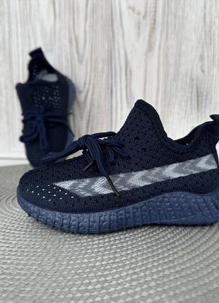 Текстильные летние кроссовки темно-синего цвета