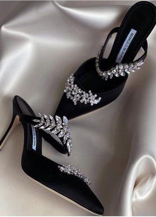 Туфли manolo  blahnik черные3 фото