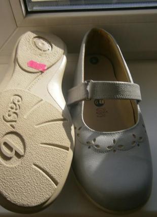 Новые  кожаные туфли easy англия на очень широкую ногу 39 размер5 фото