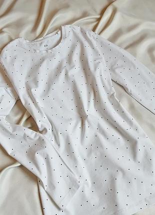 Мила кофтинка