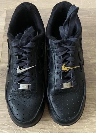 Значок nike swoosh на взуття,одяг,сумку4 фото