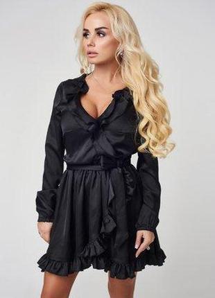 Платье женское на запах с рюшами черного цвета с длинным рукавом3 фото