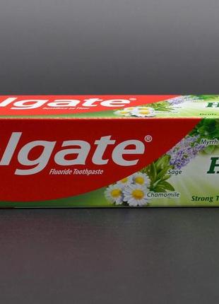 Зубная паста "colgate" / травы / 50мл