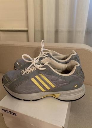 Кроссовки adidas оригинал