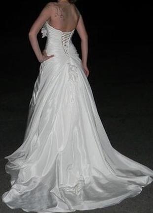 Вечернее платье свадебное выпускное белое айвори стильное1 фото