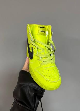 Яскраві високі кросівки nike sb dunk high x ambush acid green неонові салатові7 фото