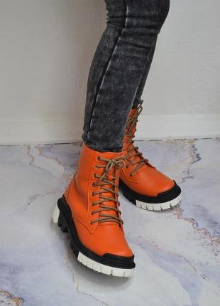 Черевики колір на вибір