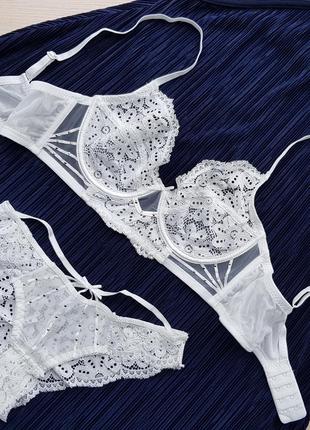 Белый комплект белья