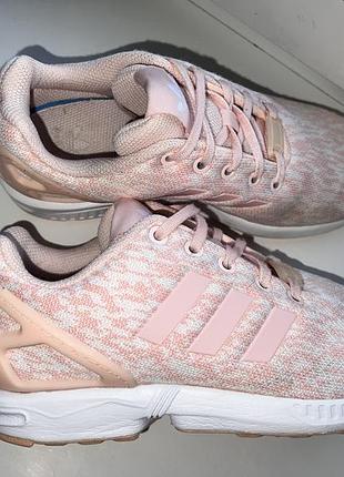 Кроссовки adidas
