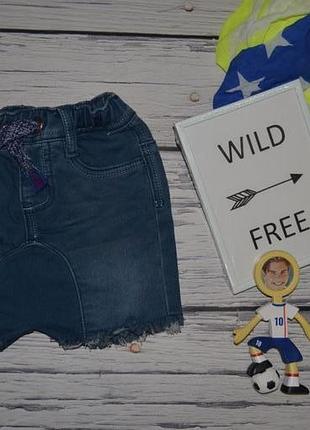 9 месяцев 74 - 80 см фирменные джинсовые шорты шортики заниженные