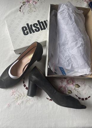 Туфли женские.