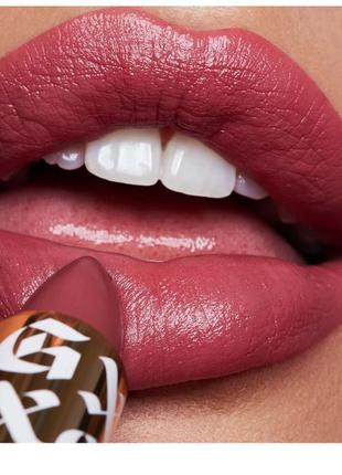 Атласная губная помада gxve by gwen stefani anaheim shine clean high-performance satin lipstick1 фото