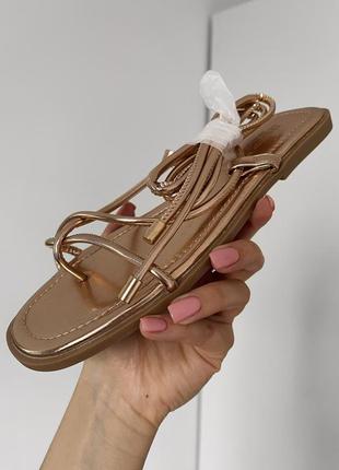 📎 босоніжки із зав'язками truffle collection 🌸