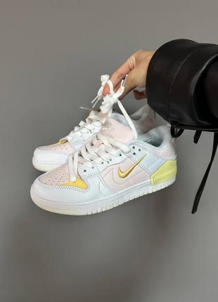 Неймовірні жіночі кросівки nike sb dunk disrupt 2 light pink yellow пудрові з жовтим