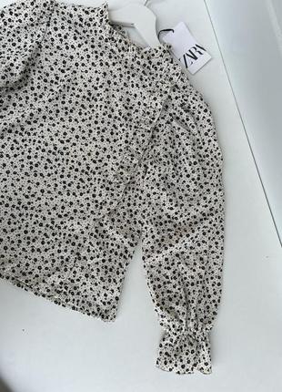 Zara цветочная блуза с воланами5 фото