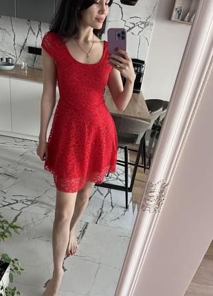 Червона коктельнк сукня