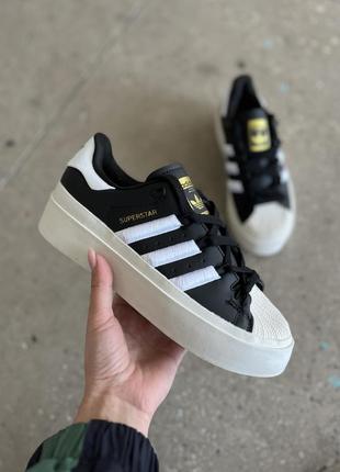 Шикарные женские кроссовки на платформе adidas superstar bonega black чёрные с белым5 фото