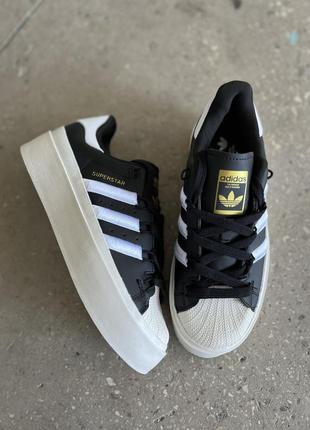 Шикарные женские кроссовки на платформе adidas superstar bonega black чёрные с белым2 фото